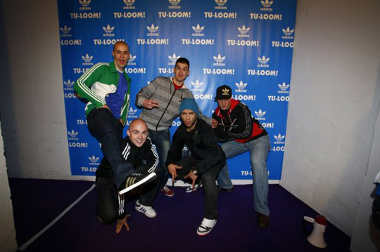adidas445 14537 101168099909975 100000503557195 29879 6425708 n Renman o adidas tulumu