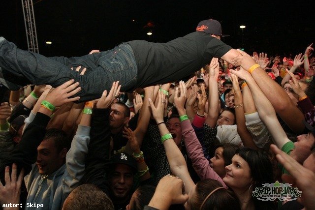 pic full 2320 Young De   Blaze Of Glory