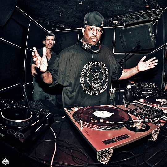 premier paris 1 4 2 DJ Premier   Black Fist Fridays Mix